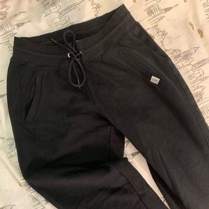 VICTORIA’S SECRET SPORT JOGGERS